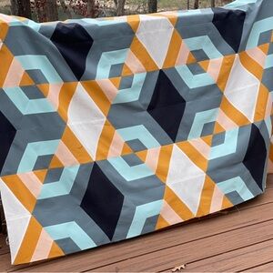 divergence quilt top